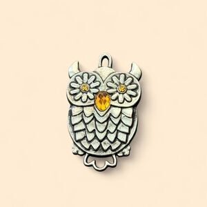 Vintage Owl Dark Silver Tone Pendant